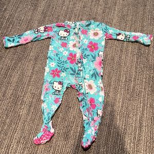 Posh peanut hello kitty Onesie